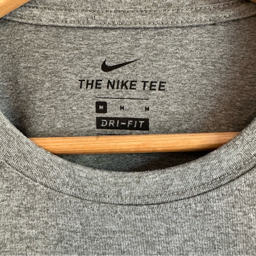 Nike Dri‑FIT Kansas City Chiefs Tee Women’s Medium Gray | NFL Performance Top - Picture 6 of 9
